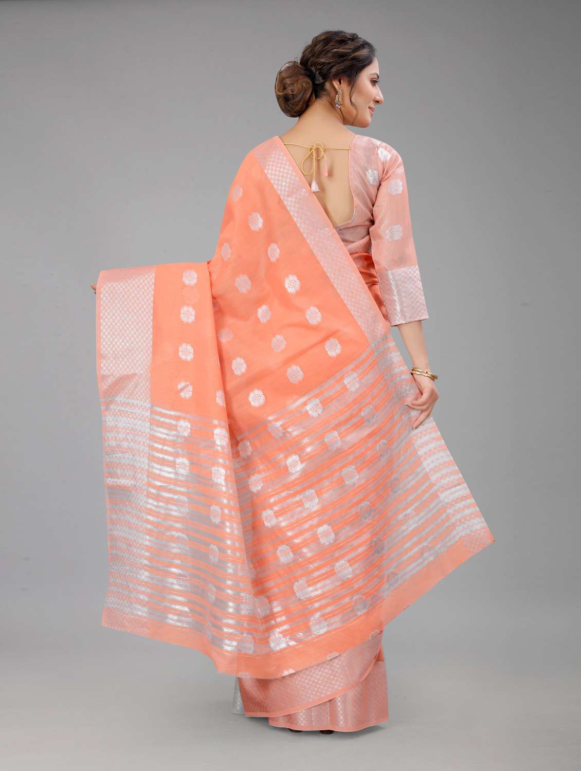 self design woven saree with blouse - 20195453 - Standard Image - 2