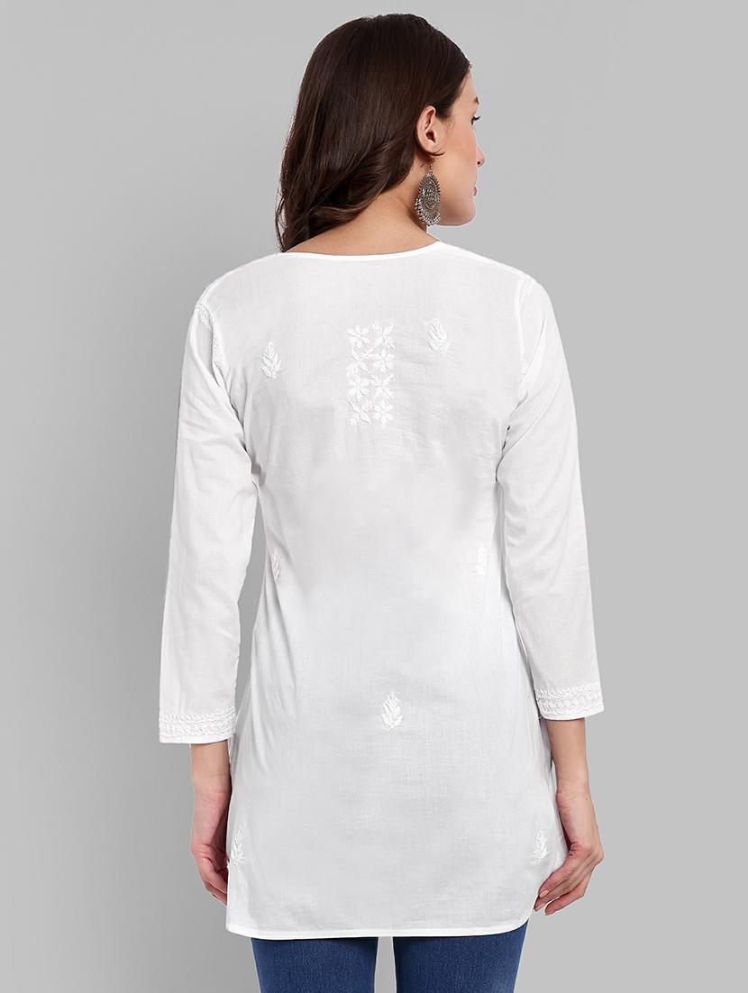 women notch neck chikankari kurti - 20198441 - Standard Image - 2