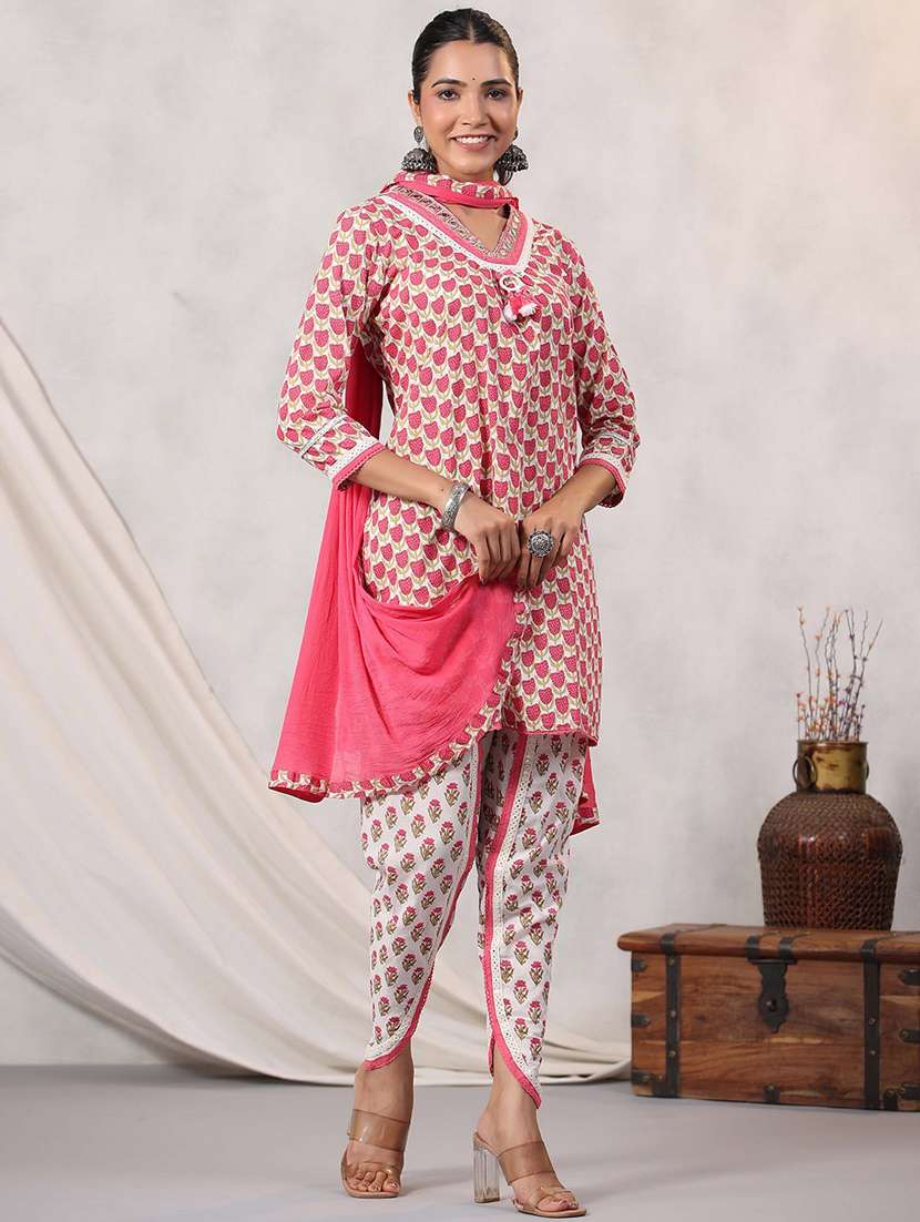 Women Pink Dhoti Kurta Set With Dupatta