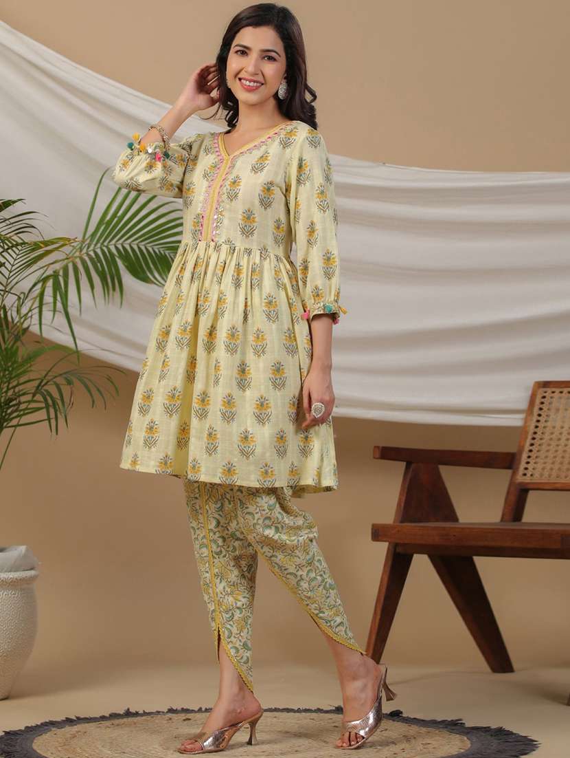 women yellow floral dhoti kurta set - 20205541 -  Standard Image - 2
