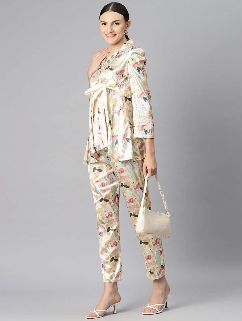 floral printed top & pant co-ords set - 20205557 - Standard Image - 2