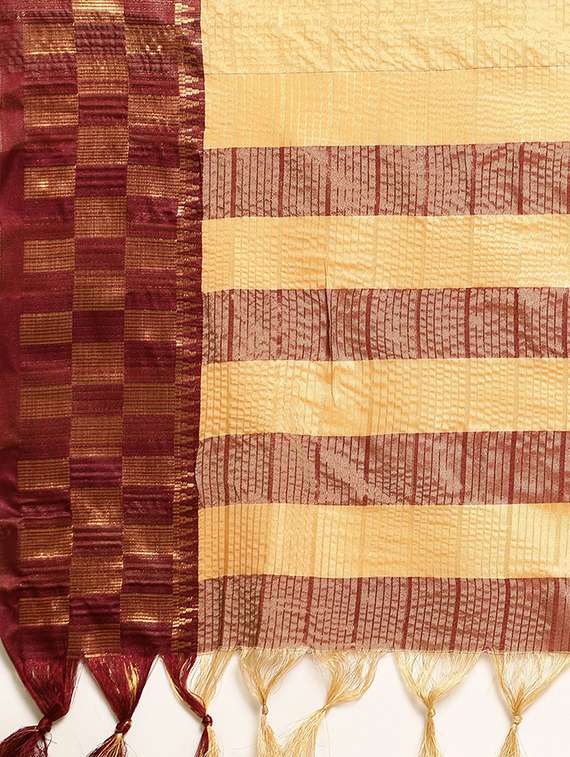 women beige checkered assam silk saree with blouse - 20215486 -  Standard Image - 2