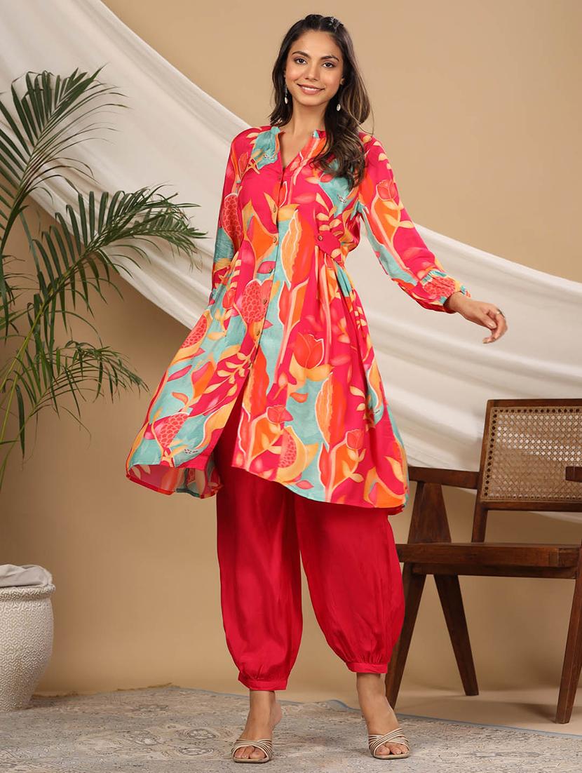 women floral printed kurta salwar set - 20225664 - Standard Image - 2