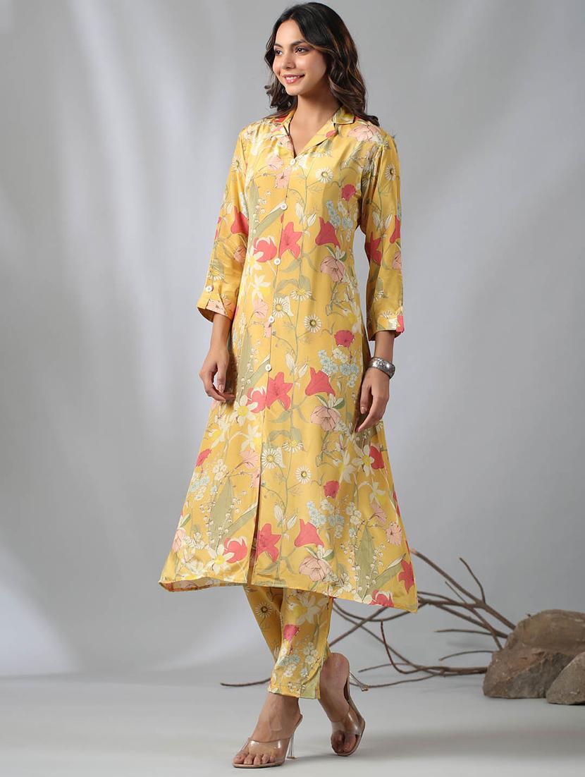yellow crepe kurta pant set - 20225716 - Standard Image - 2