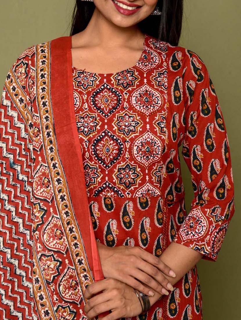 red colored kurta dupatta set - 20225873 - Standard Image - 7