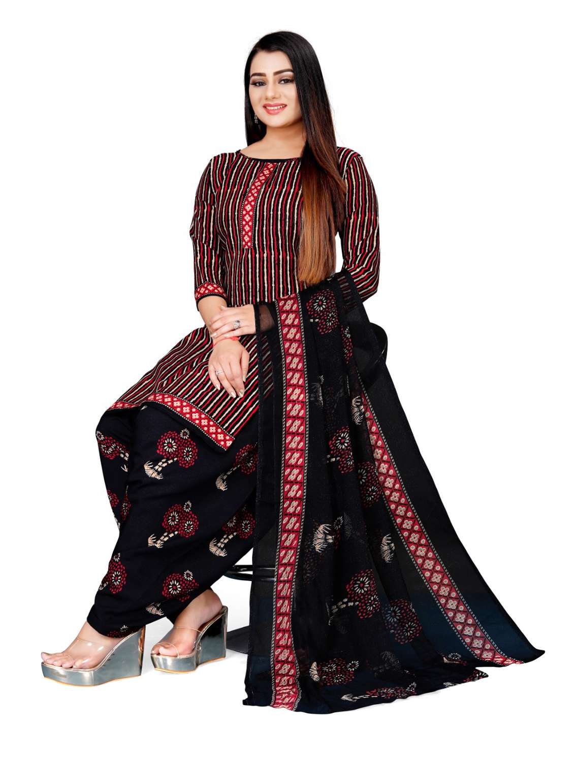 black round neck unstitched patiyala suits - 20230051 -  Standard Image - 2