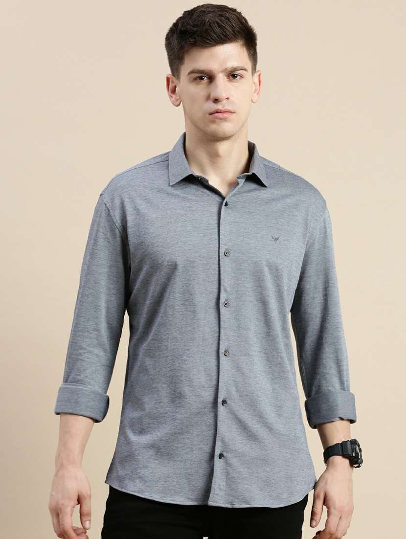 grey long sleeve casual shirt