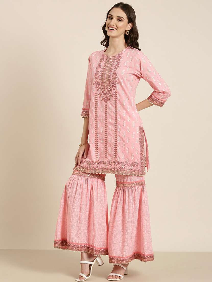 women paisley kurta sharara set with dupatta - 20251426 -  Standard Image - 2