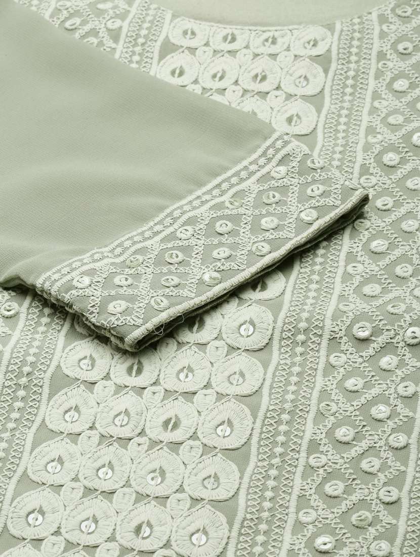 women embroidered straight kurta - 20252304 -  Standard Image - 7