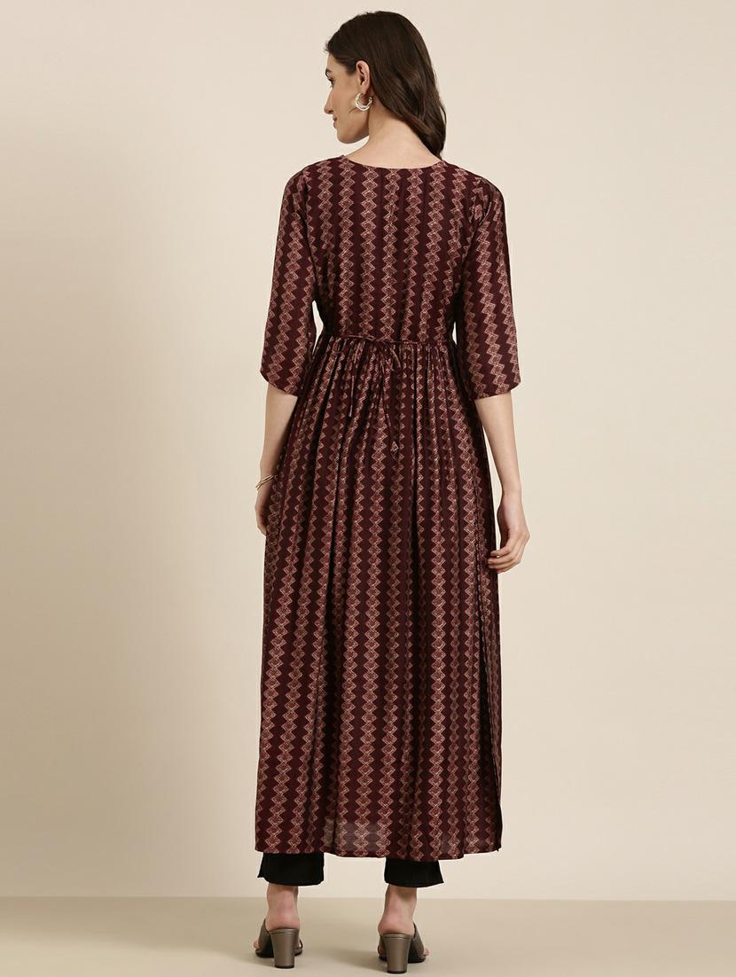 burgundy placement embroidered a-line kurta - 20252323 - Standard Image - 2