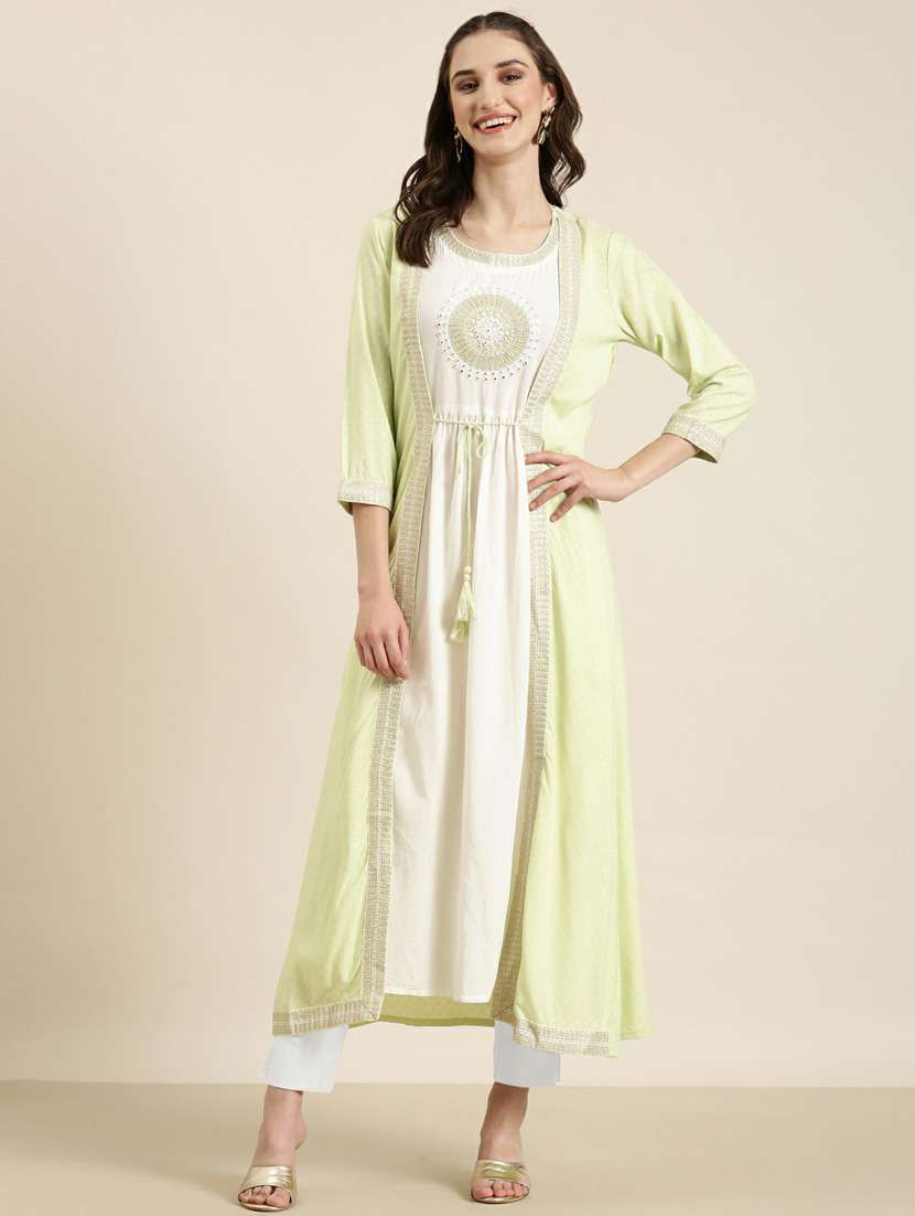 women embroidered kurta with jacket