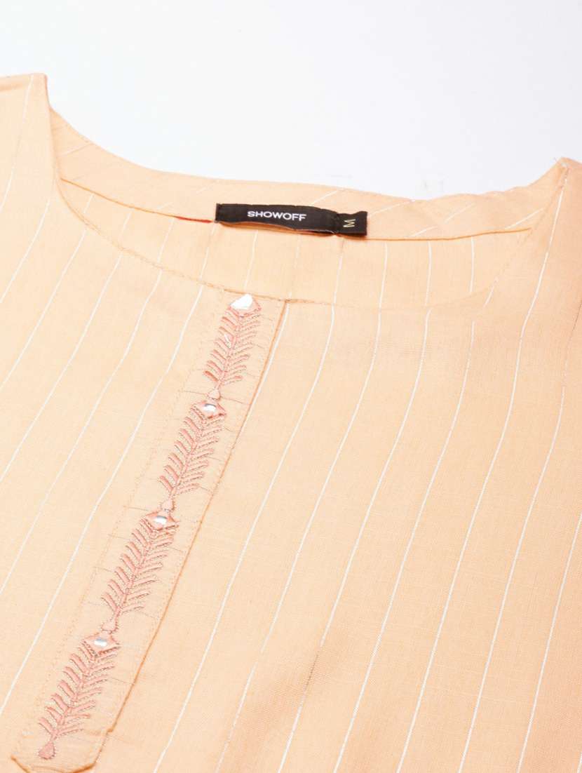 women round neck striped straight kurta - 20252489 -  Standard Image - 7