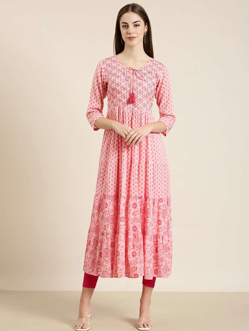 pink floral printed tiered kurta