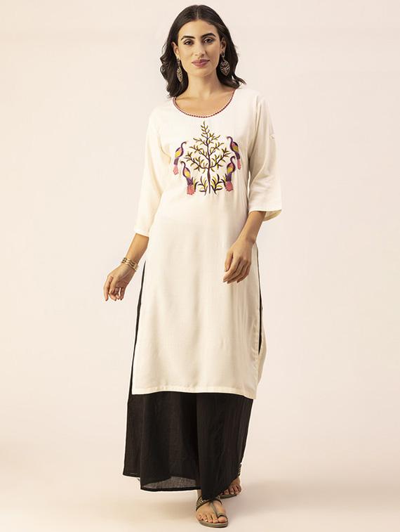 women embroidered straight kurta - 20254847 -  Zoom Image - 0