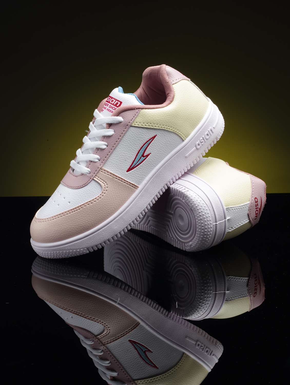 women color block lace-up sneaker