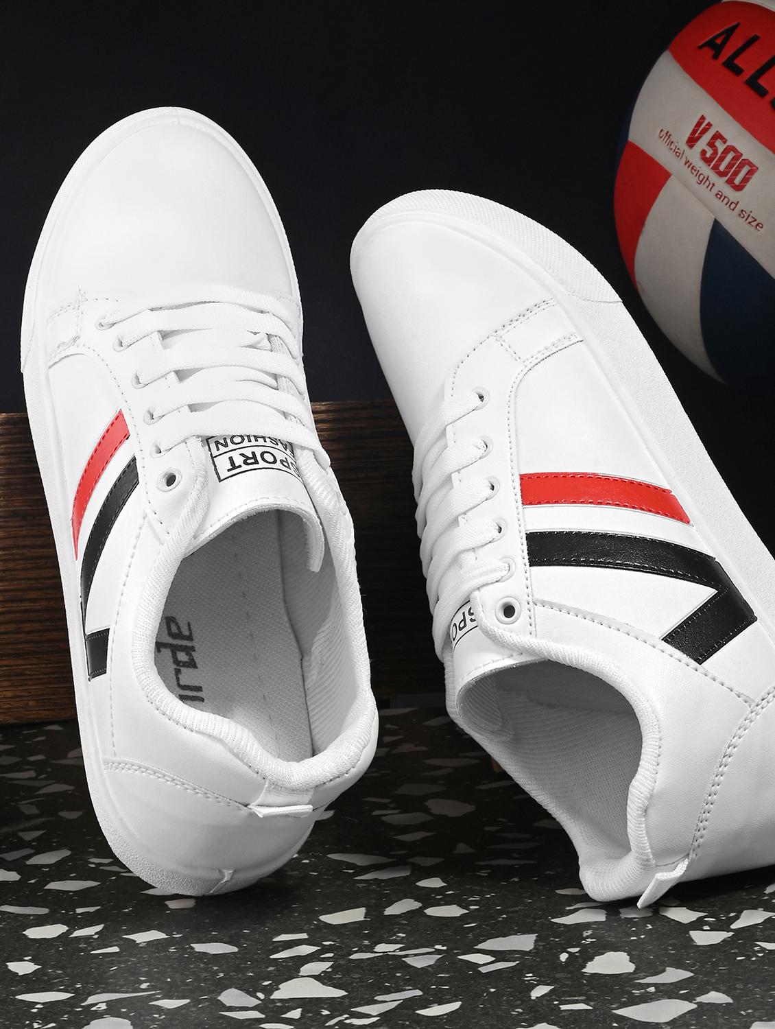 men white lace up sneaker - 20258608 - Zoom Image - 0