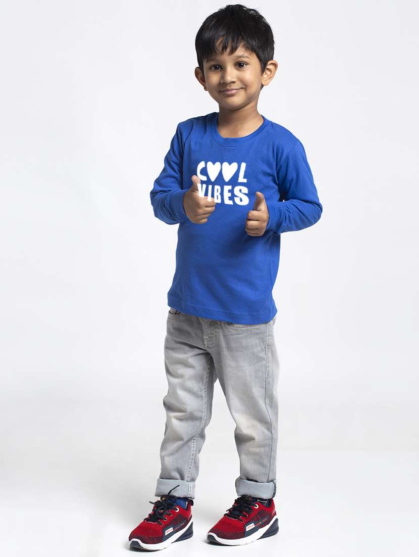 boys round neck typographic print t-shirt - 20261490 -  Standard Image - 2
