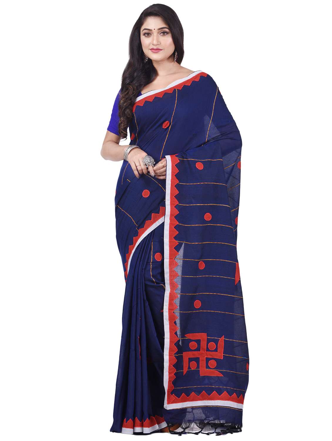 women solid with work applique detail saree with blouse