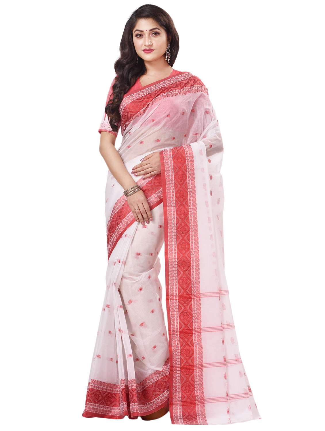 women's self design white colored saree with blouse - 20266324 - Zoom Image - 0