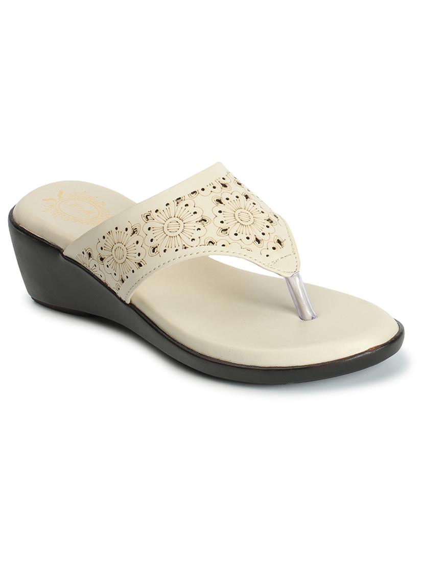 women toe separator wedges - 20267595 - Standard Image - 2