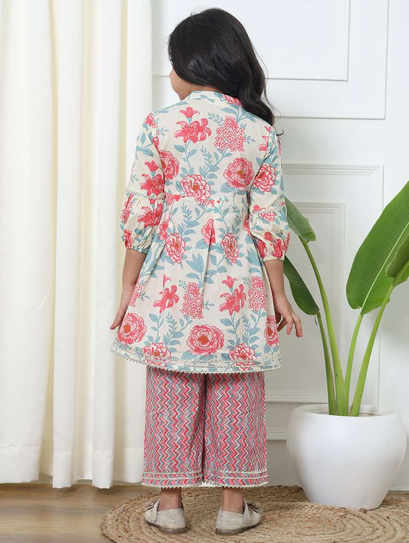 girl floral print cotton kurta palazzo set - 20271940 -  Standard Image - 2