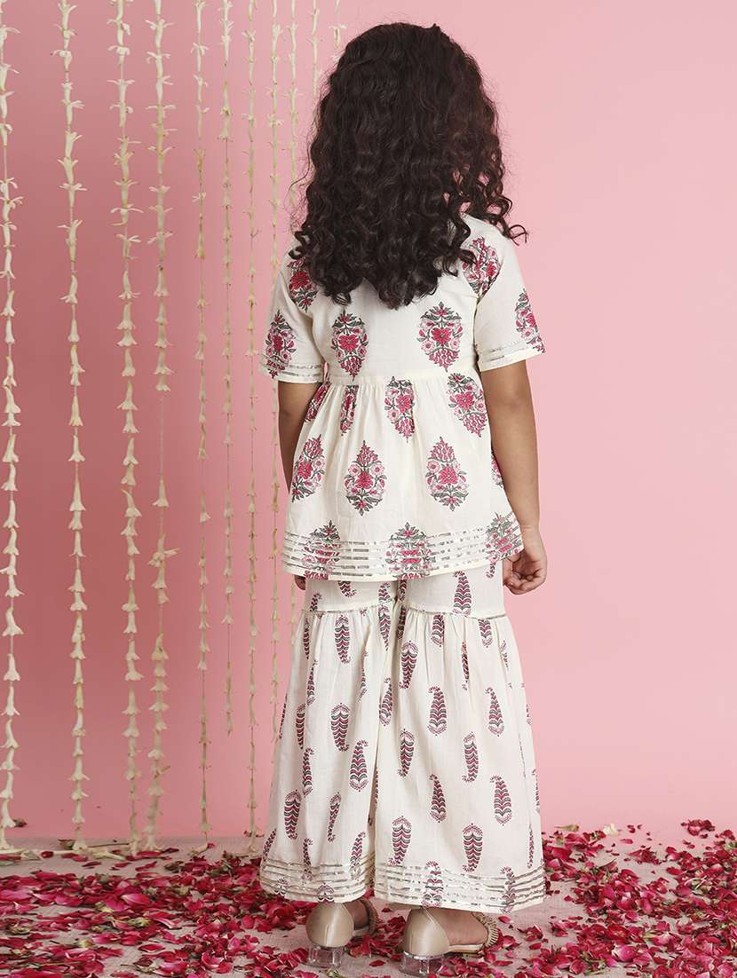 girl paisley print kurta sharara set - 20271956 -  Standard Image - 2