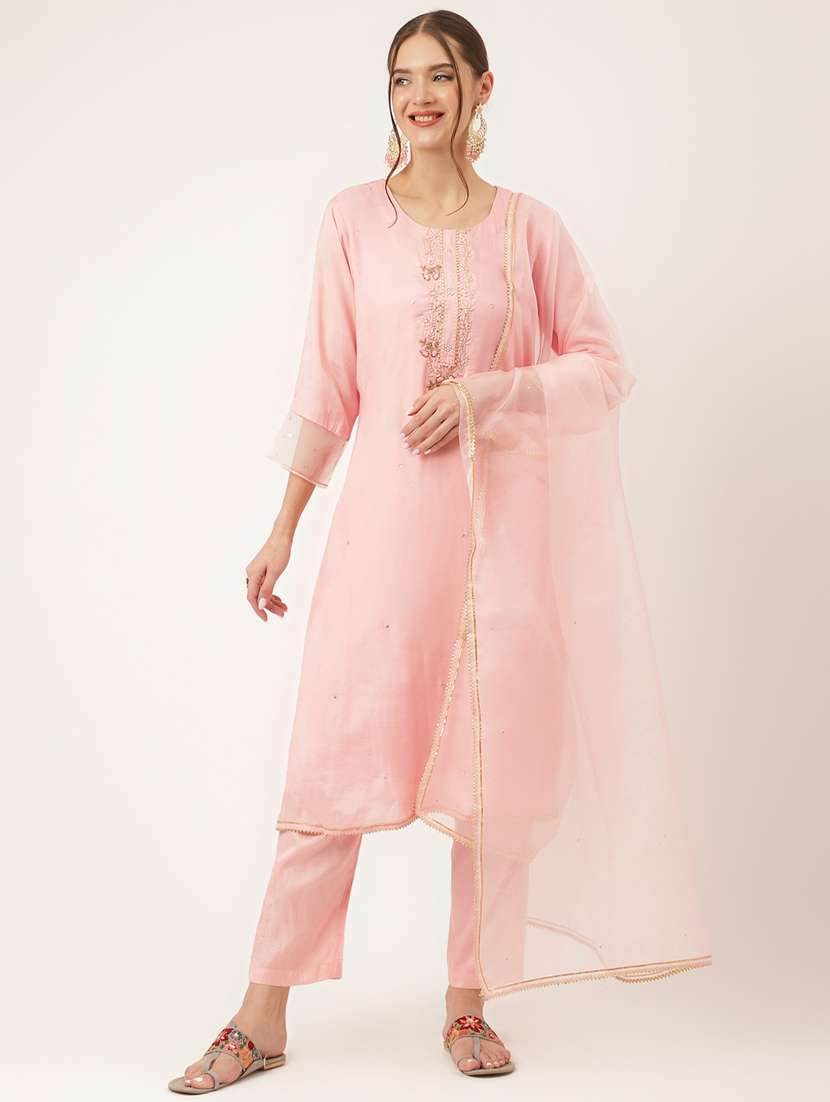 women round neck kurta pant set with dupatta