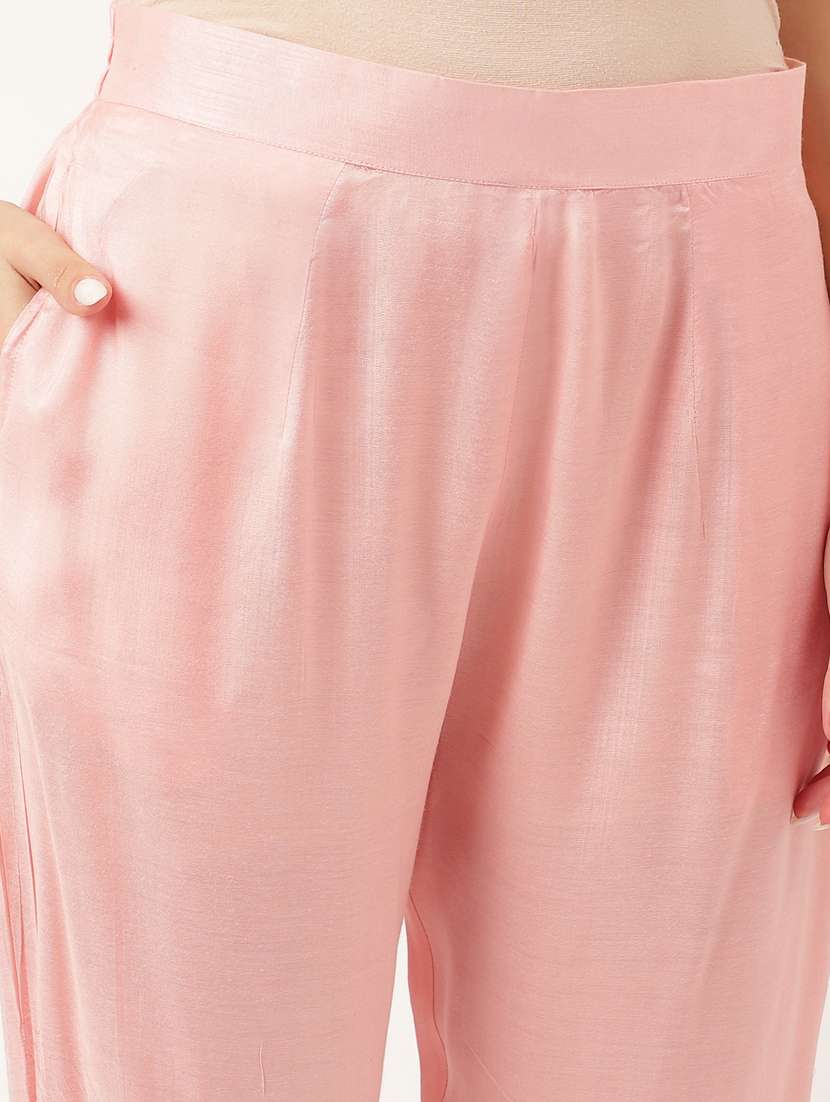 women round neck kurta pant set with dupatta - 20271989 -  Standard Image - 7