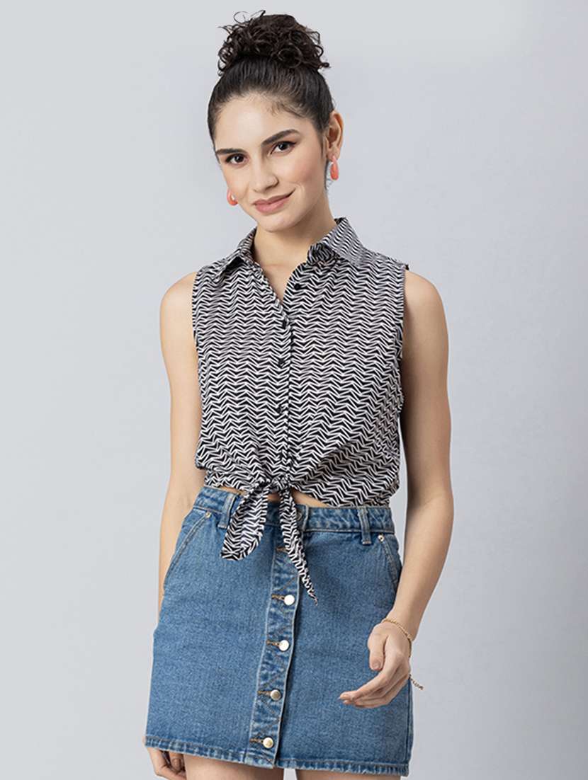 women's crop collared top