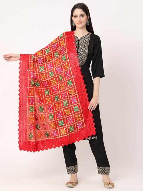 red phulkari dupatta - 20276643 -  Standard Image - 0