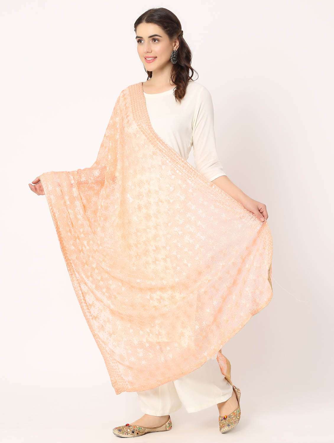 women peach phulkari embroidered dupatta - 20276723 -  Standard Image - 2