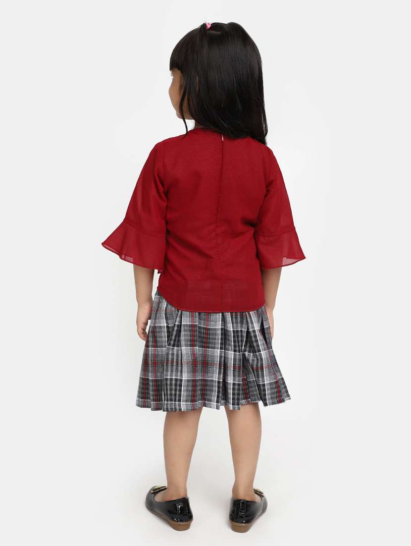 girls printed detailed top & skirt set - 20282610 - Standard Image - 2