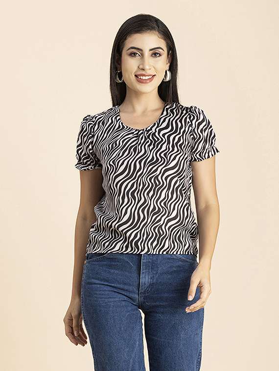 women's straight round neck top