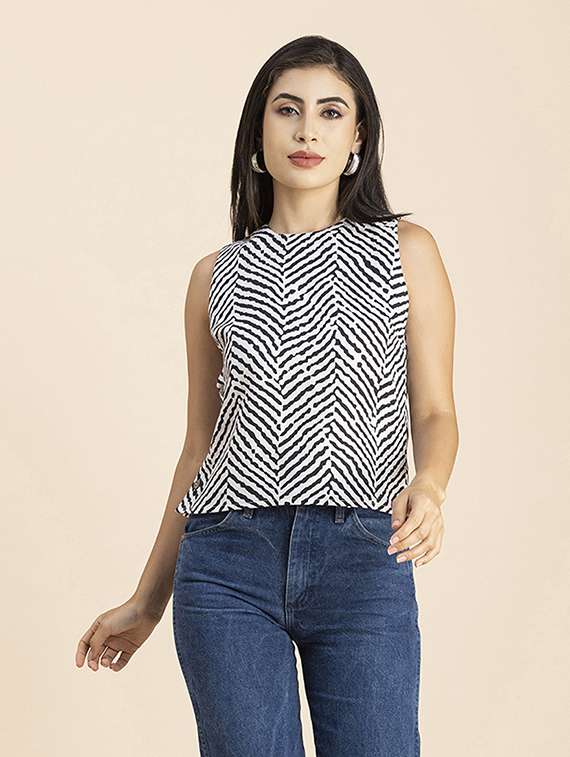 women's a line round neck top