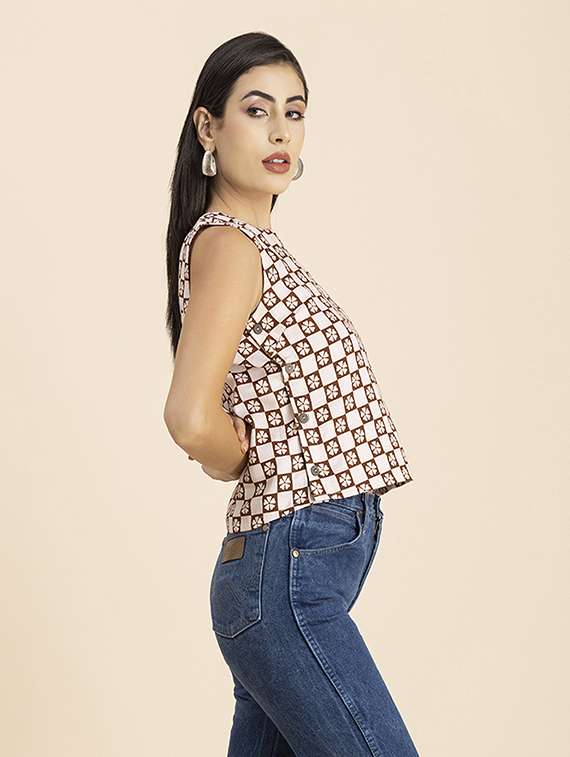women's crop round neck top - 20288117 -  Standard Image - 2