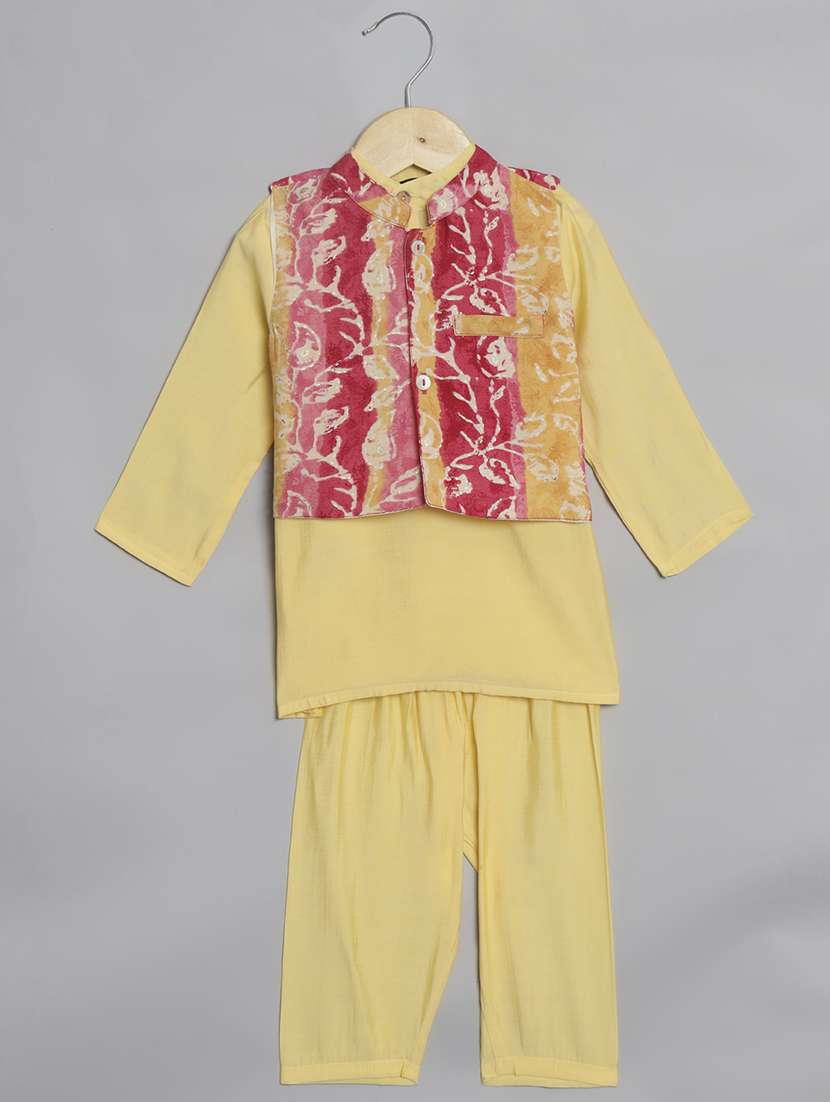 boys yellow solid kurta set with printed nehru jacket