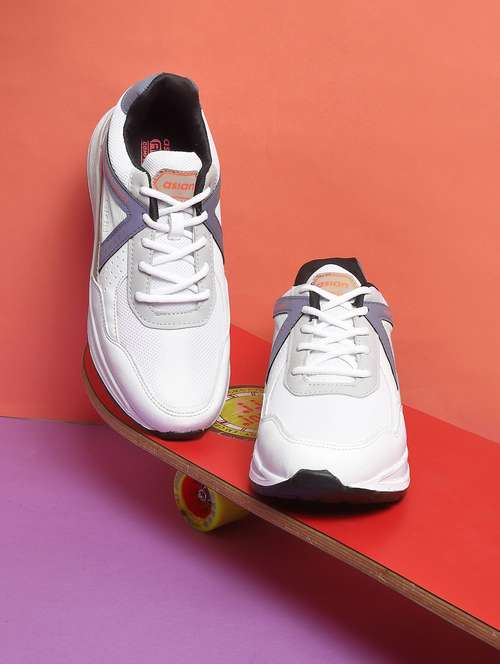 men lace up running sport shoes