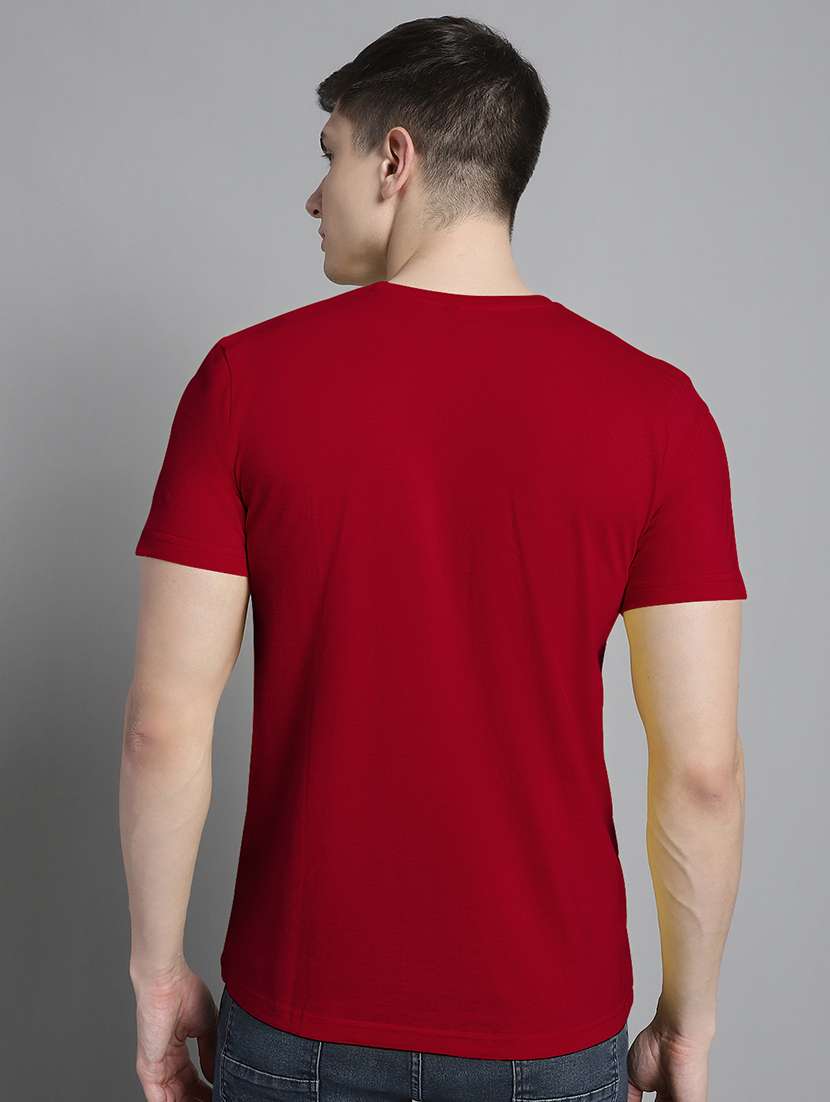 men round neck chest print t-shirt - 20295796 -  Standard Image - 2