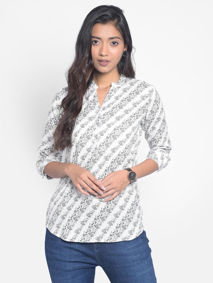 white floral print regular top - 20296110 - Zoom Image - 0