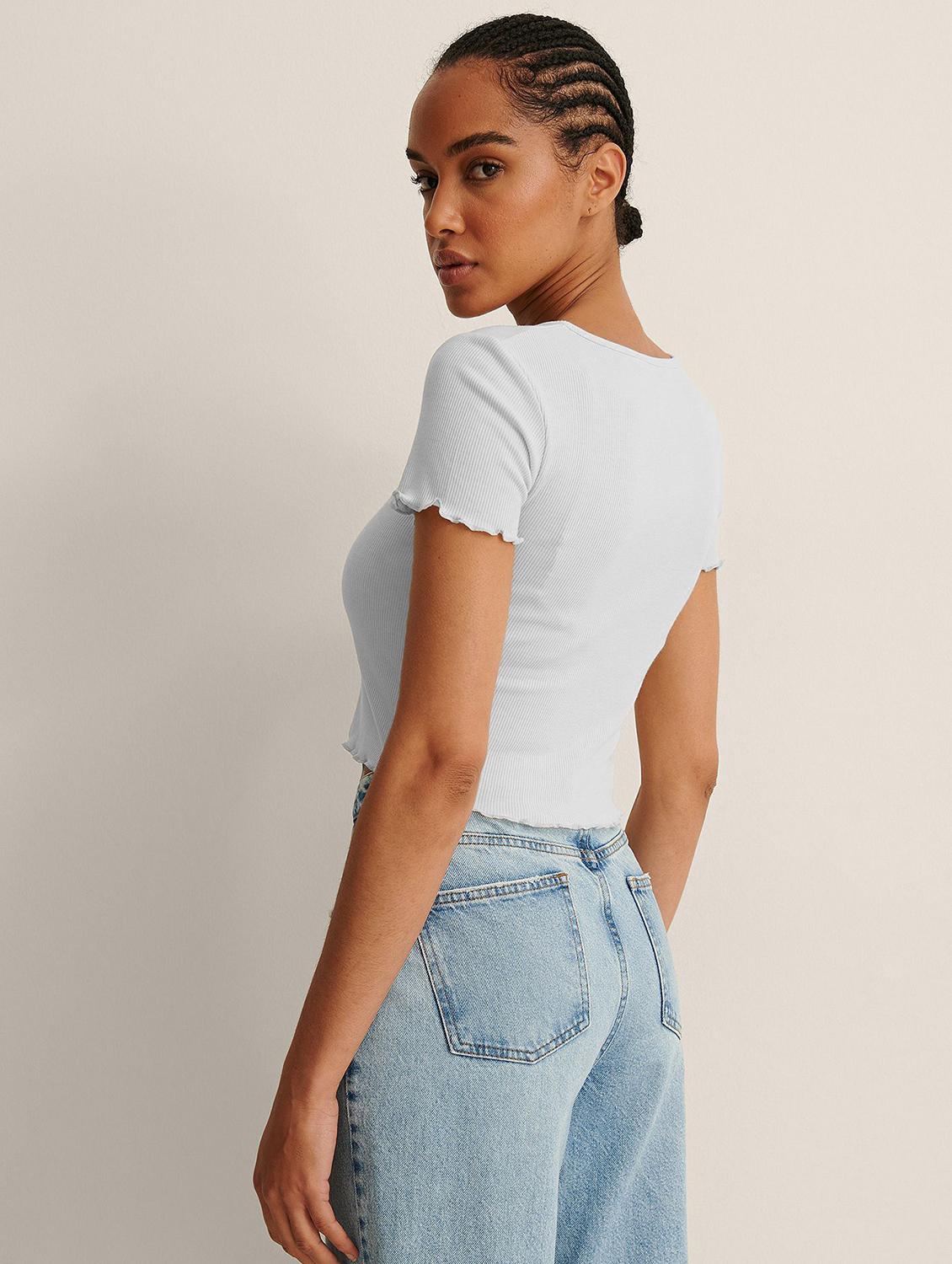 white solid short sleeves crop top - 20299618 - Standard Image - 2