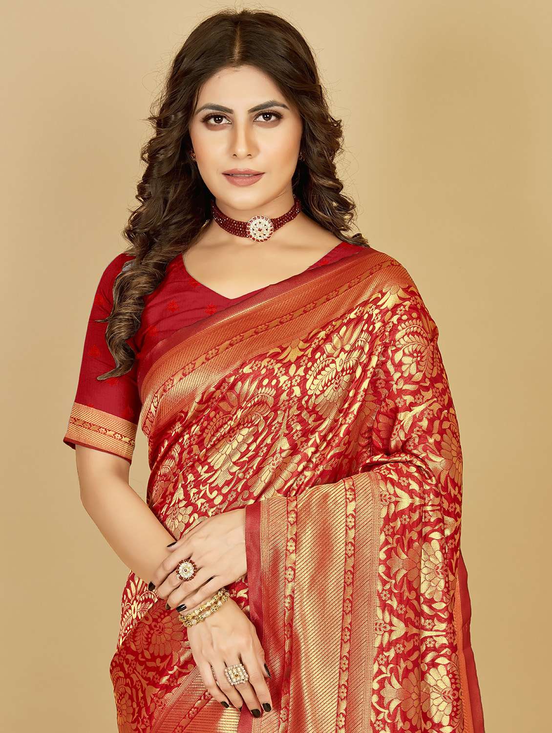 Women's Banarasi Saree With Blouse