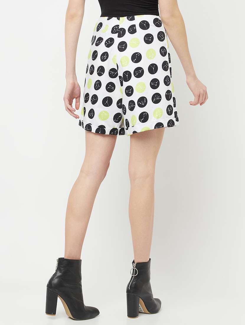 white polka dots regular short - 20301878 -  Standard Image - 2