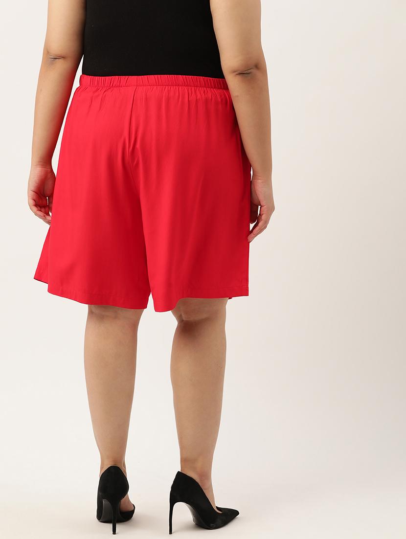 red solid knee length short - 20302781 - Standard Image - 2