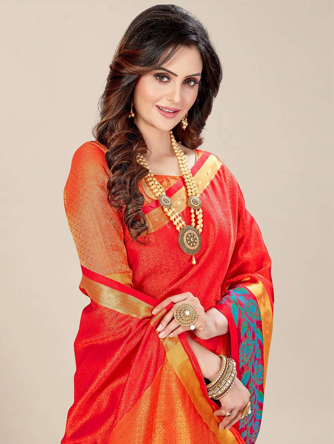 women's solid red colored saree with blouse - 20306129 - Standard Image - 2