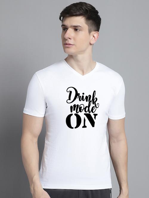 men v-neck graphic chest print t-shirt - 20312171 - Standard Image - 0