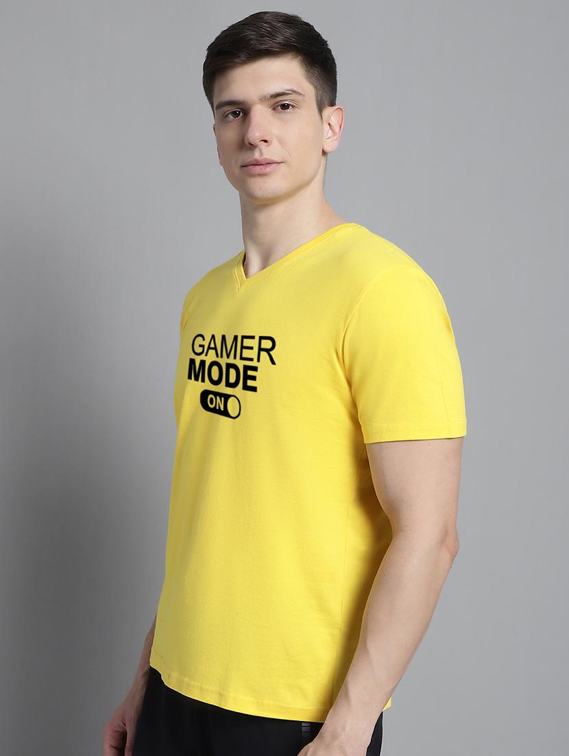 men v-neck graphic chest print t-shirt - 20312193 - Standard Image - 2