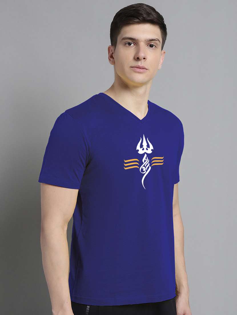 men v-neck graphic chest print t-shirt - 20312271 -  Standard Image - 2