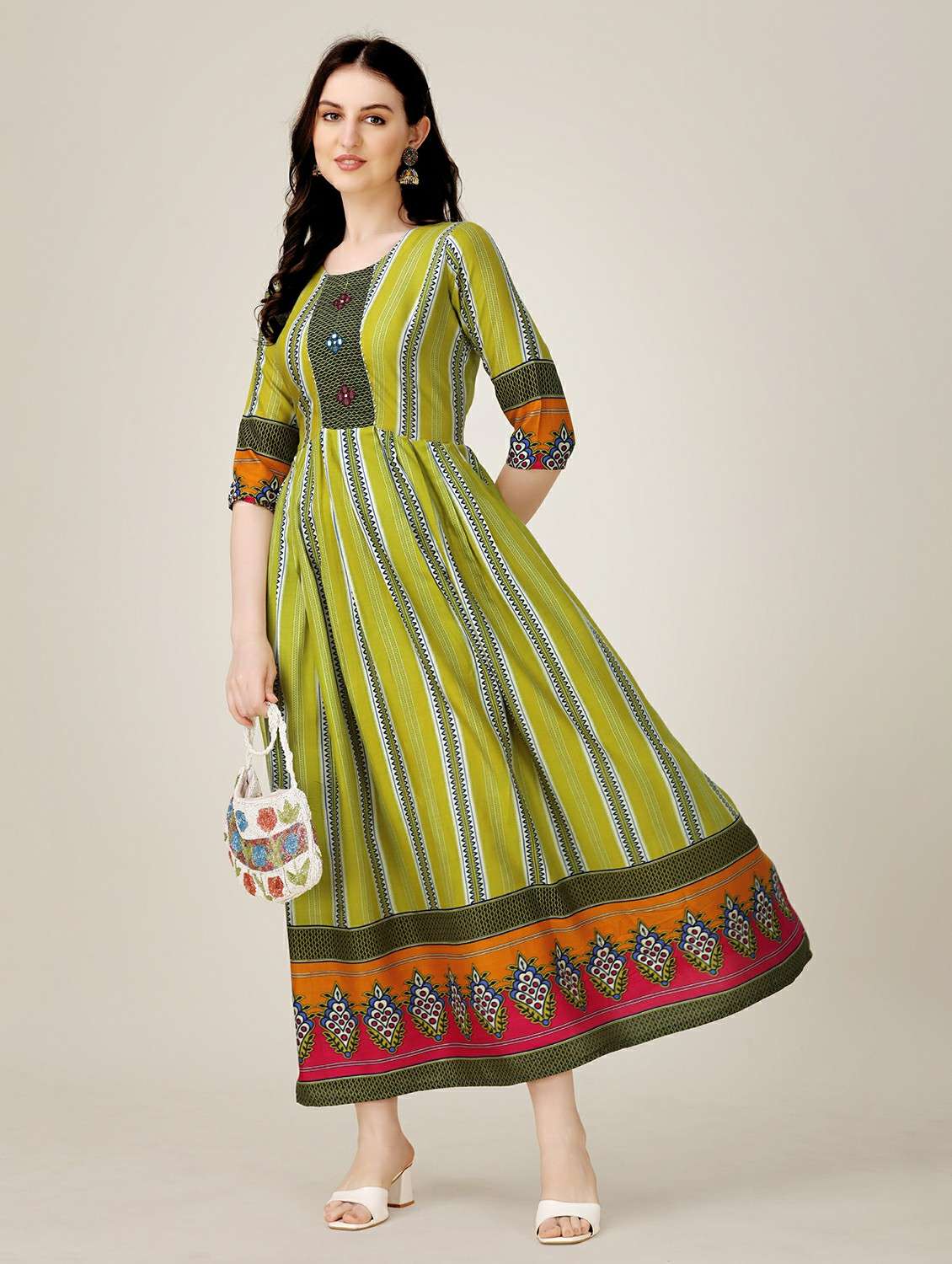 women green round neck anarkali kurta - 20317917 - Standard Image - 2