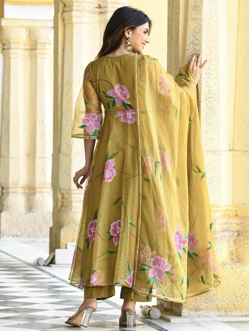 olive floral print suit set - 20321916 - Standard Image - 2