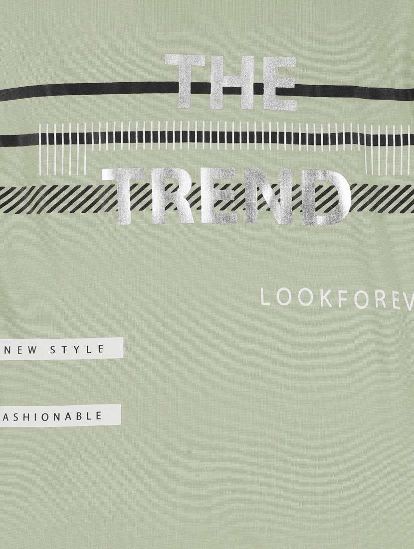 boys typography print detailed t-shirt - 20323390 -  Standard Image - 2